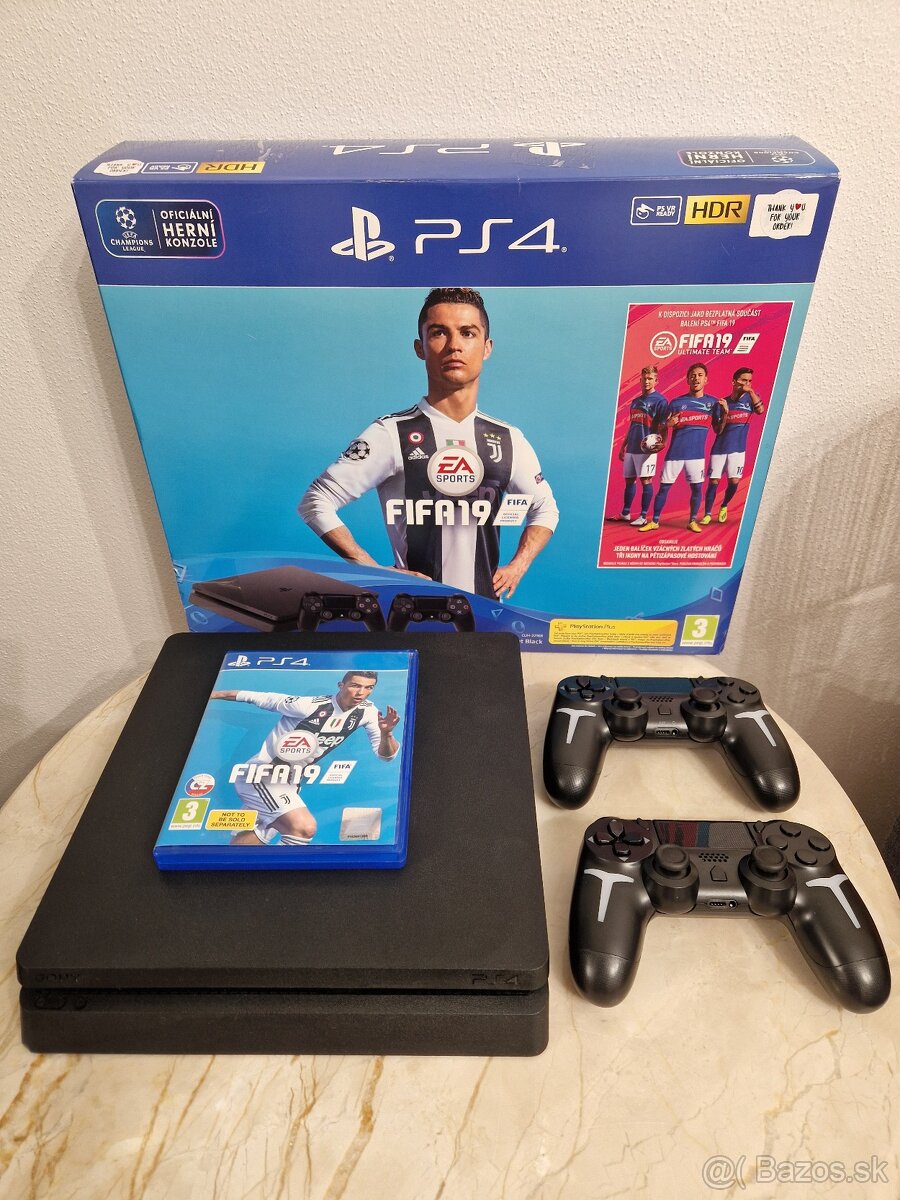 PlayStation 4 Slim 500GB + 2 ovládač a FIFA 19