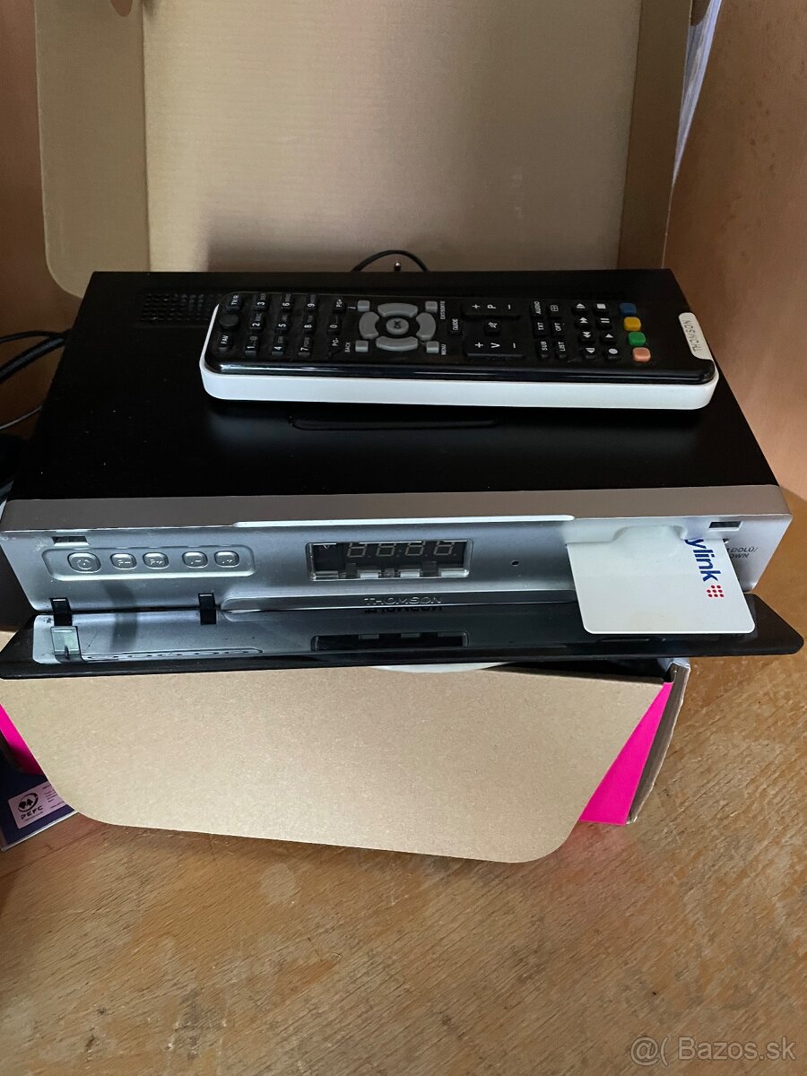 Satelitný príjimač + karta skylink