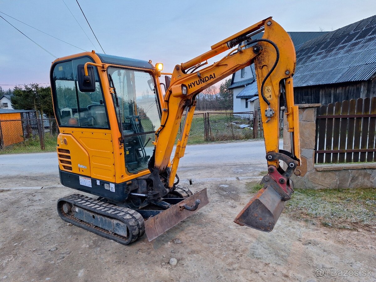 Bager Hyundai R 18-9