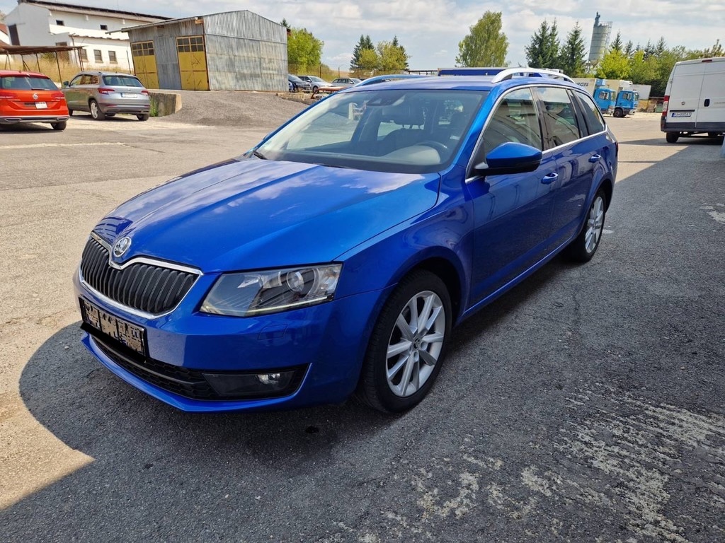 Škoda Octavia Combi 2.0 TDI, Elegance/Style DSG