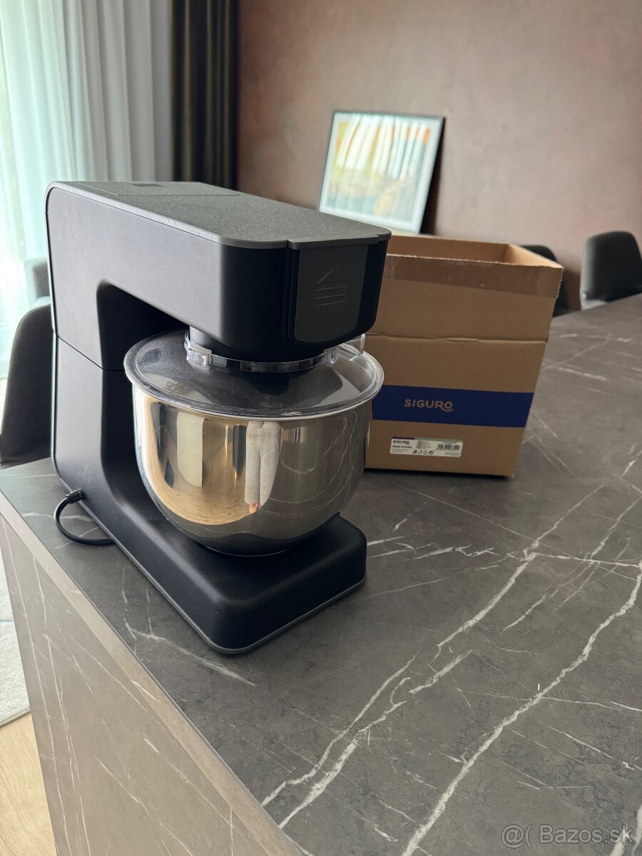 Kuchynský robot SIGURO