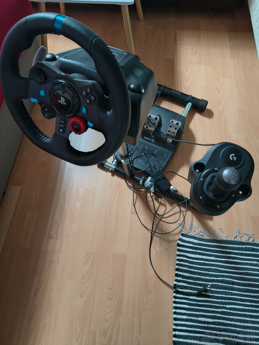 Predám herný volant Logitech G29 + stojan + shifter