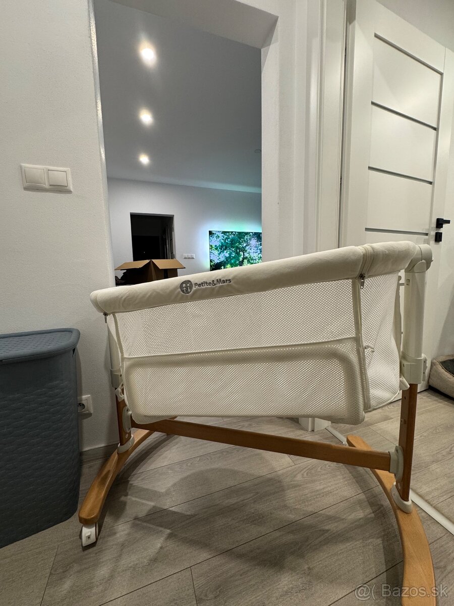 Detská postieľka polohovateľná