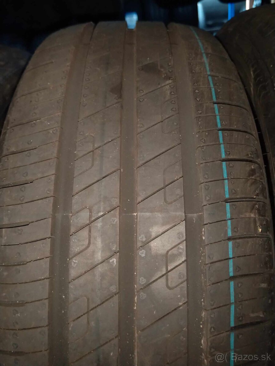 Goodyear EfficientGrip Performance 195/45 R 16 84V