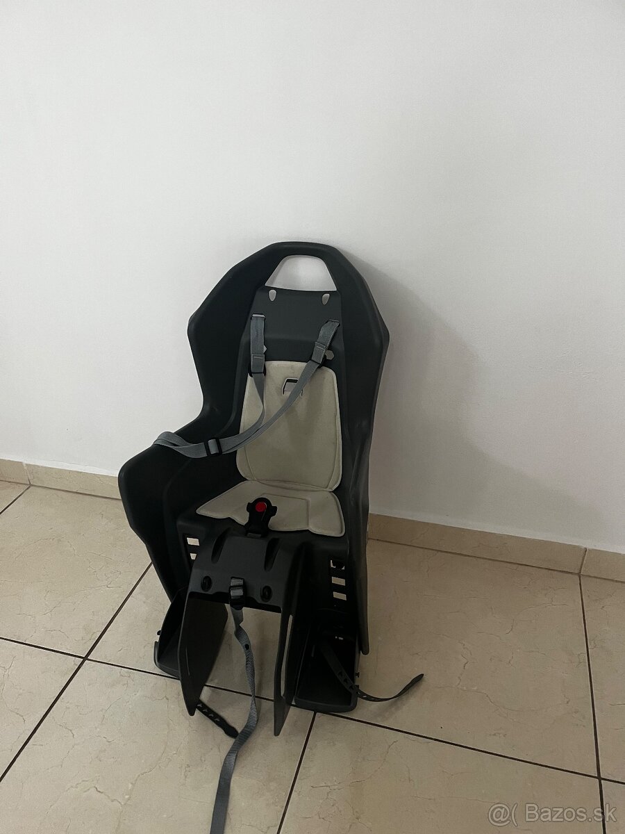 Predám málo využitú detskú sedačku na bicykel
