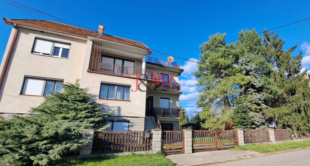 Rodinný dom, garáž a záhrada 1.400 m2, Hronské Kosihy (SM–81