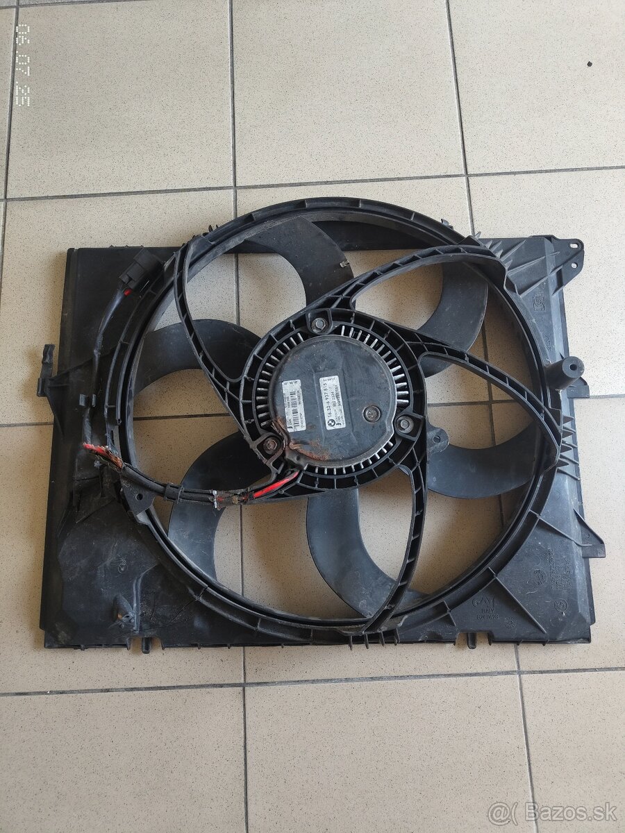 Chladiaci ventilátor E90