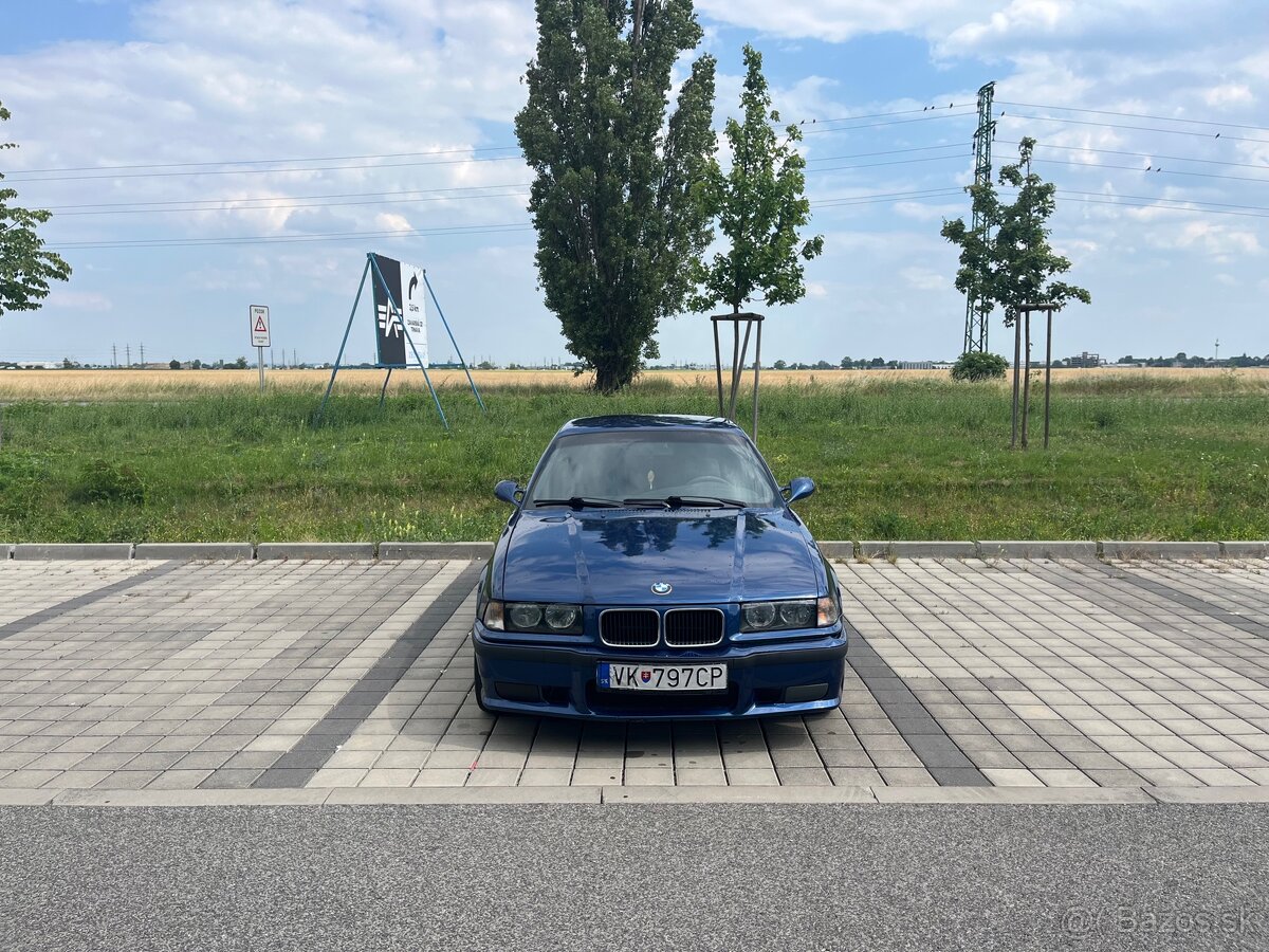 BMW e36 coupe