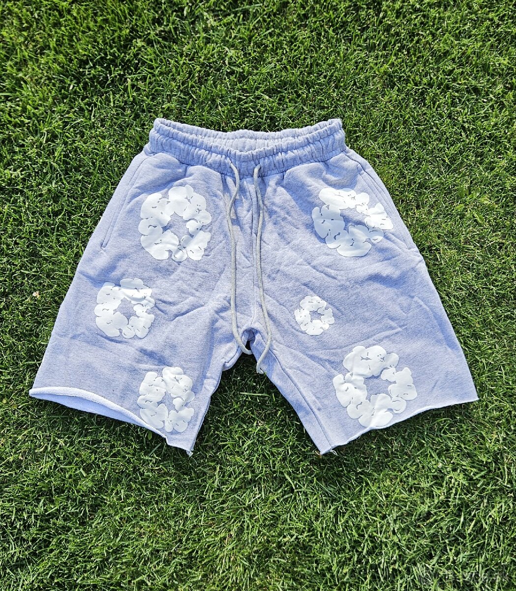 Denim tears kratase