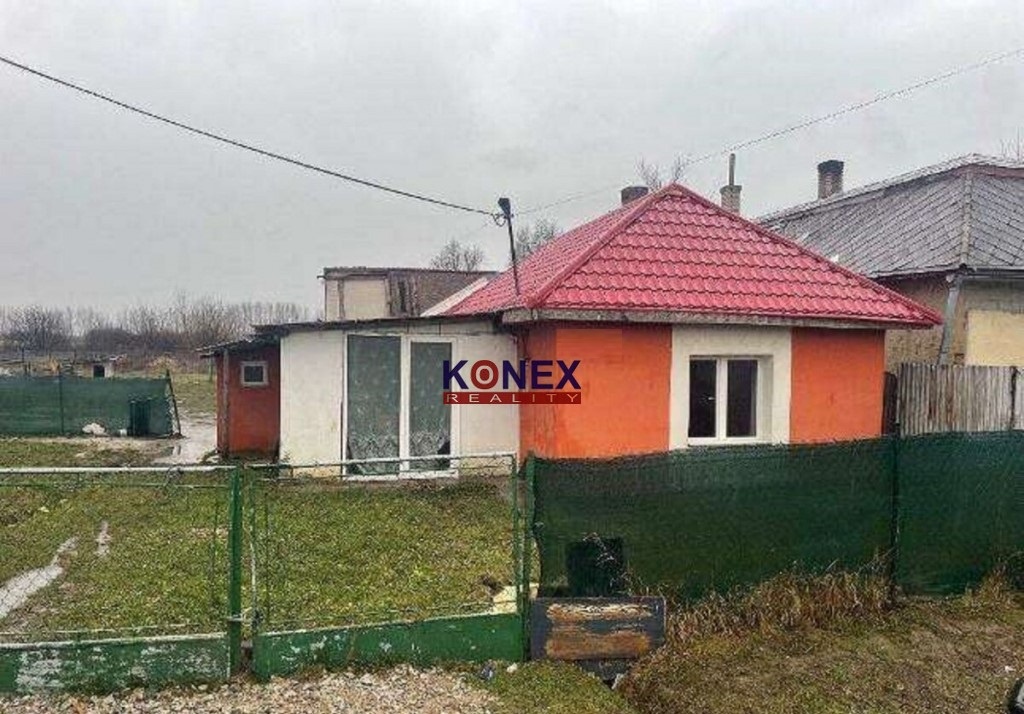 NA PREDAJ ¼ Rodinného domu v obci Čečehov