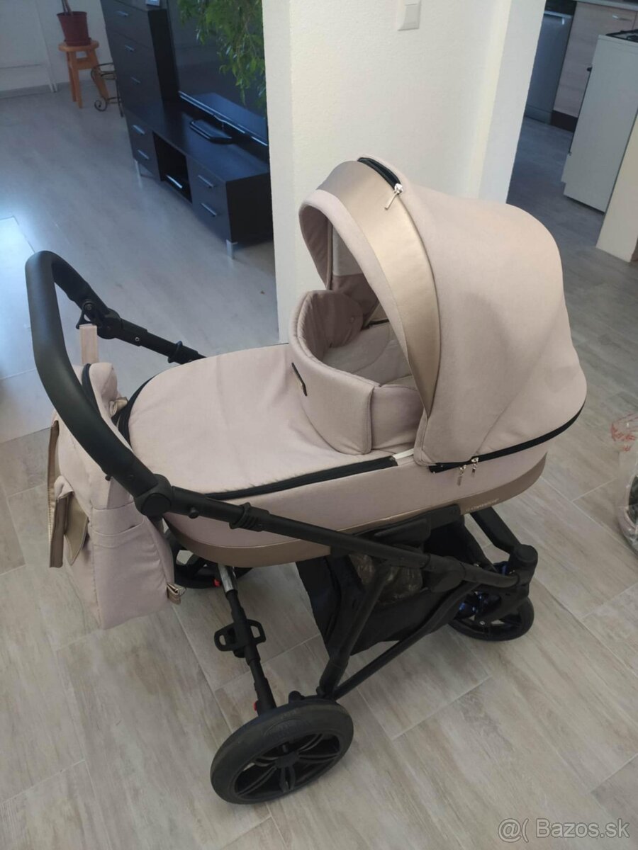 Camarelo Ollio kočiar