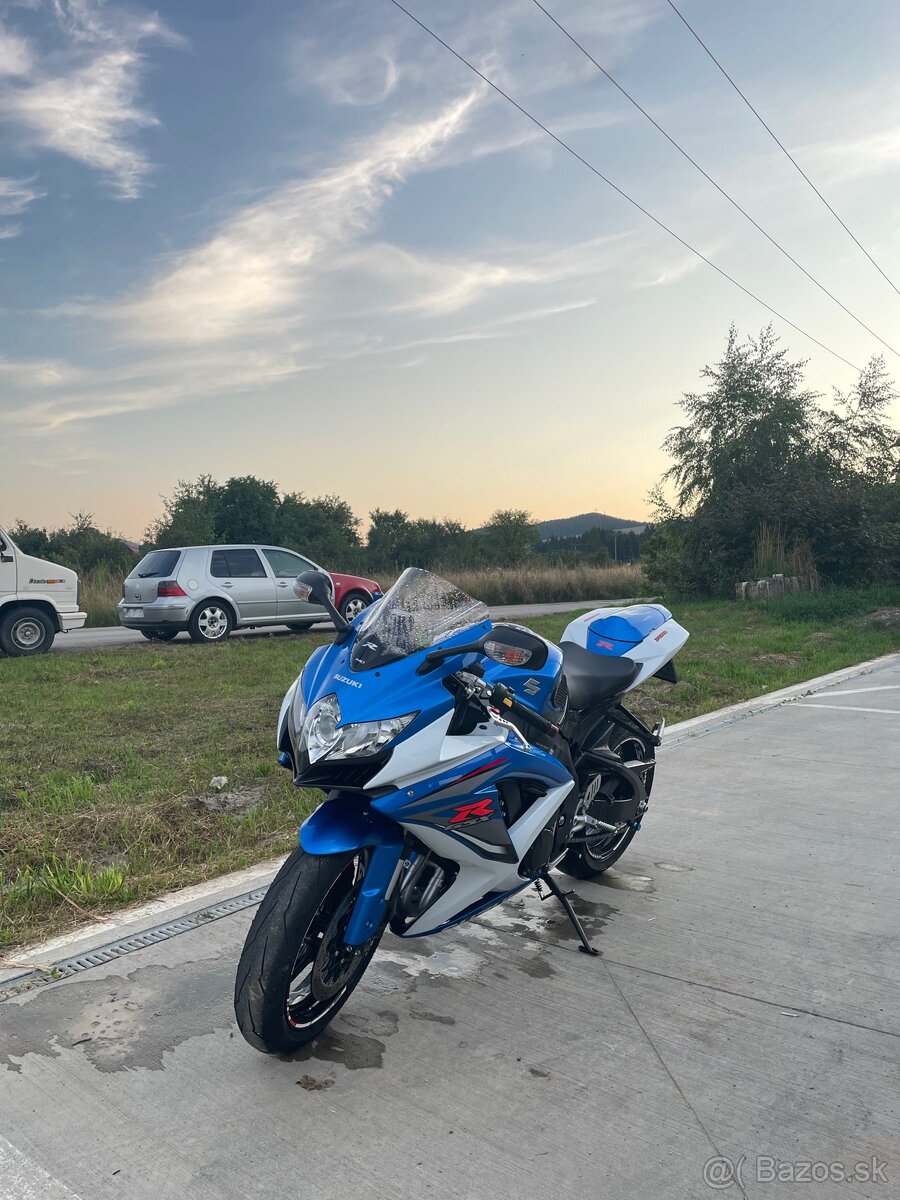 Suzuki GsxR 750