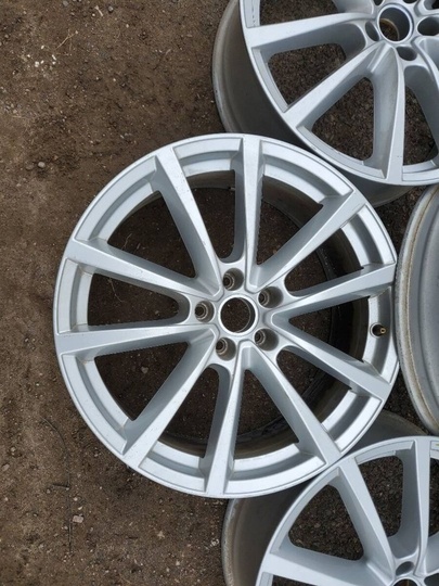 sada originálních alu kol Volkswagen 5x112