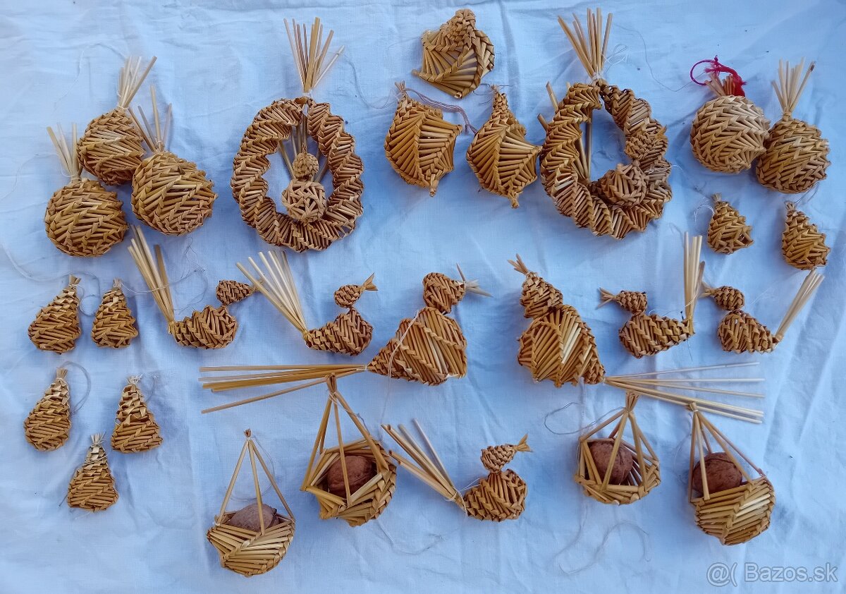 Predám slamenné ozdoby