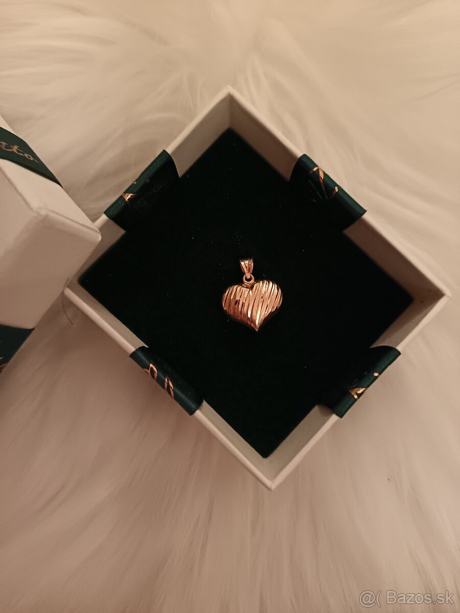 Zlatý prívesok 14k 1gram