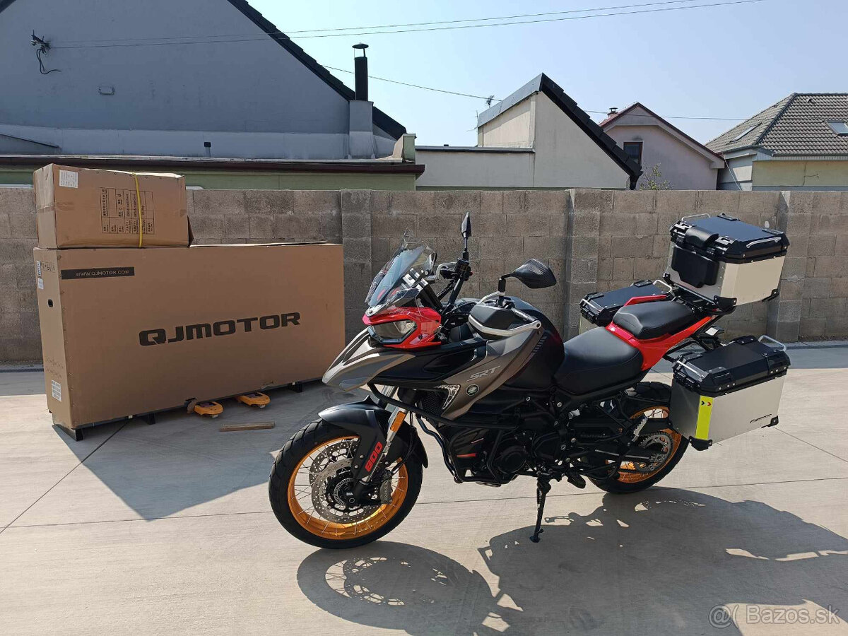 QJMOTOR SRT800SX