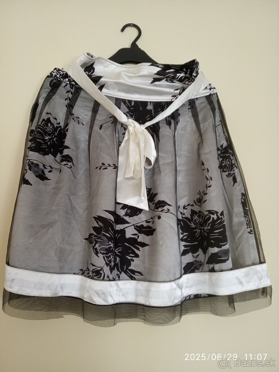 Sukňa spoločenská, veľ. 38