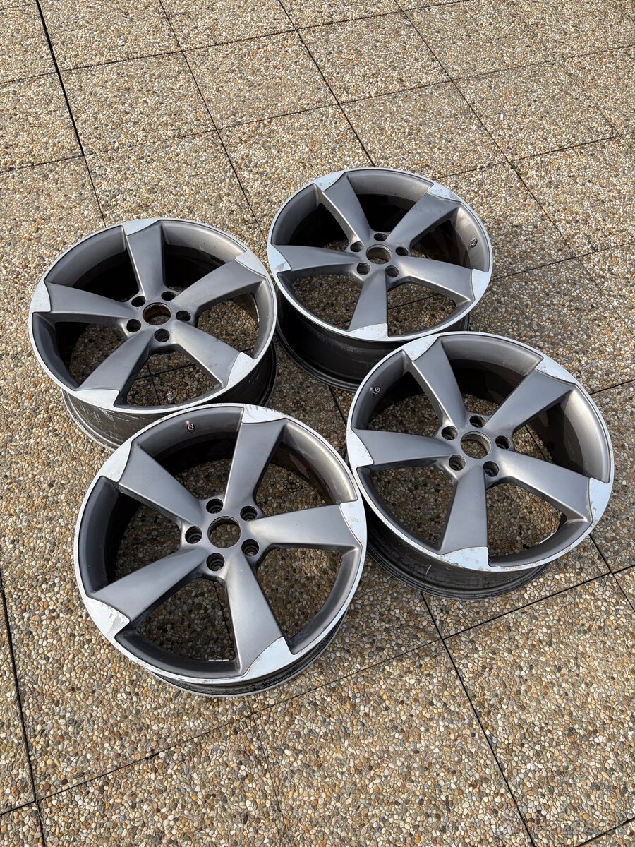 ELEKTRÓNY AUDI ROTORY R19