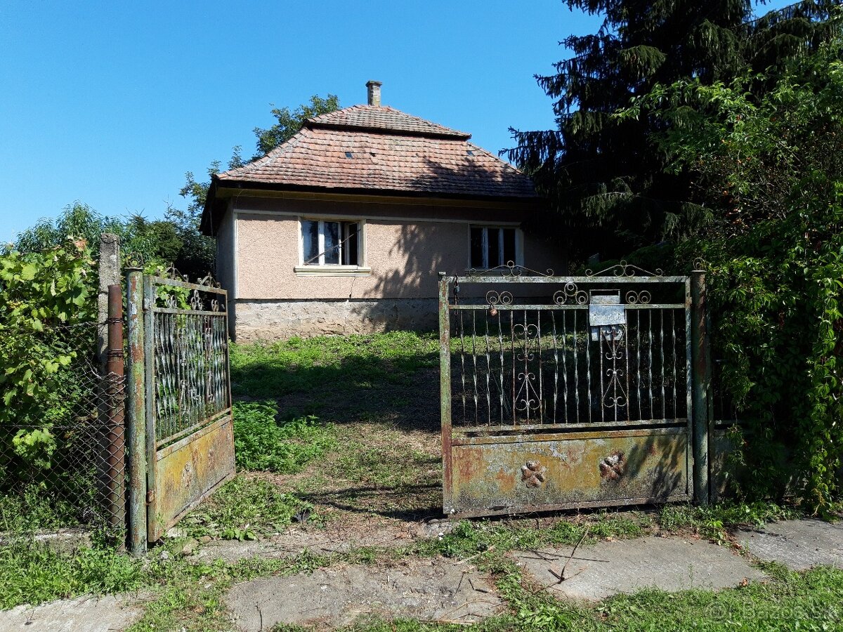 Predaj Rodinný Dom s veľkým pozemkom Zsujta Maďarsko