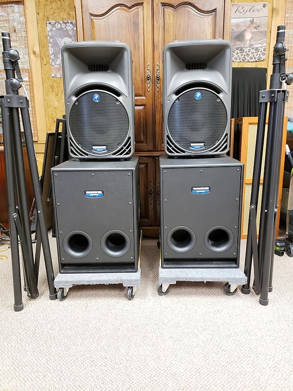 Predam prof apar.2ks Mackie SRM 450 V1+ 2ks Mackie SRS1500