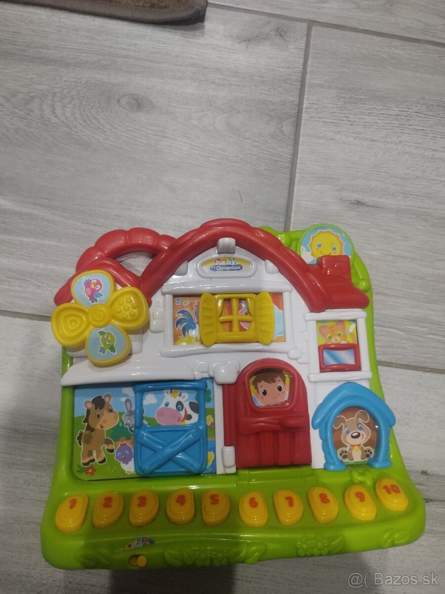 Hráci domček