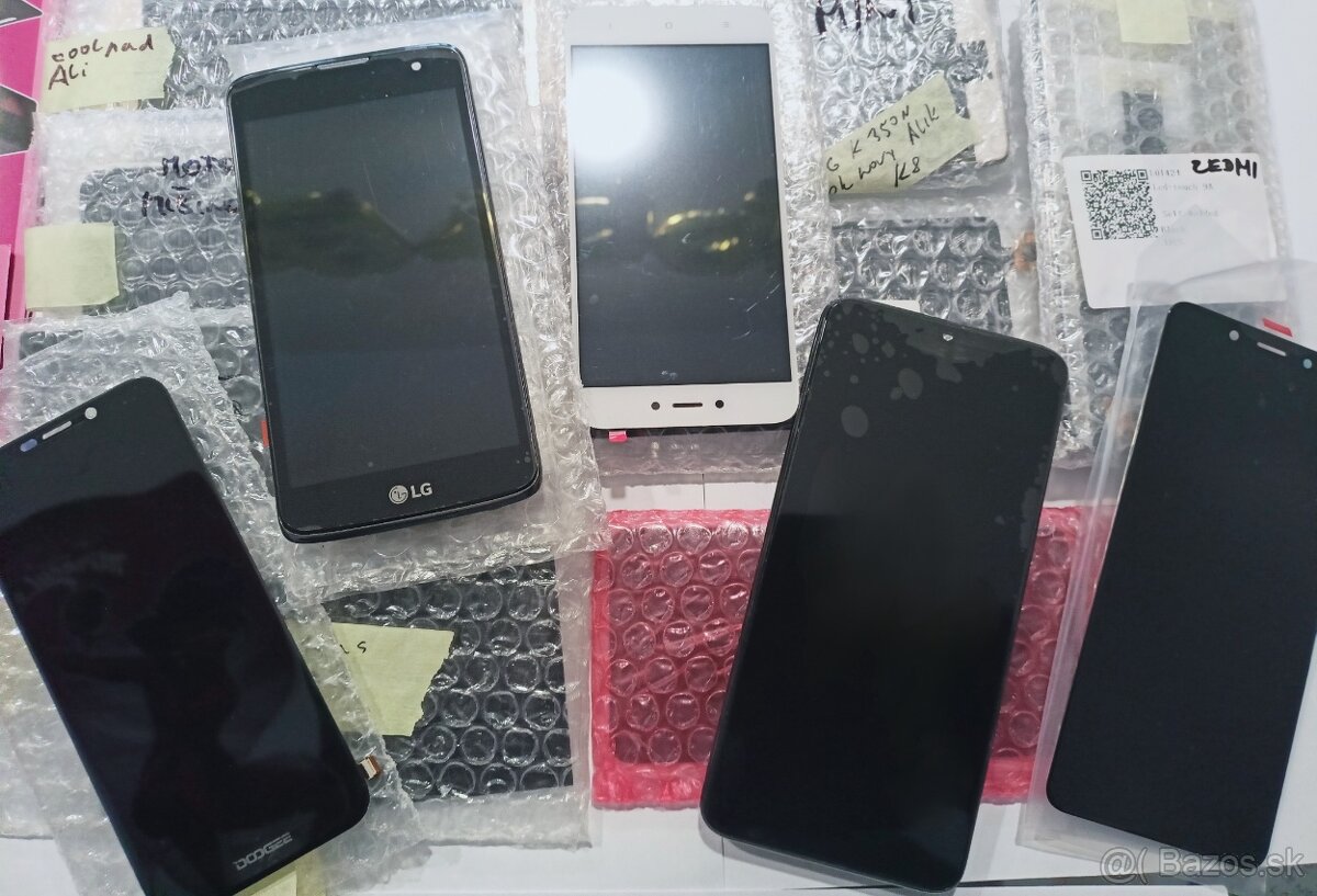 LCD Displej