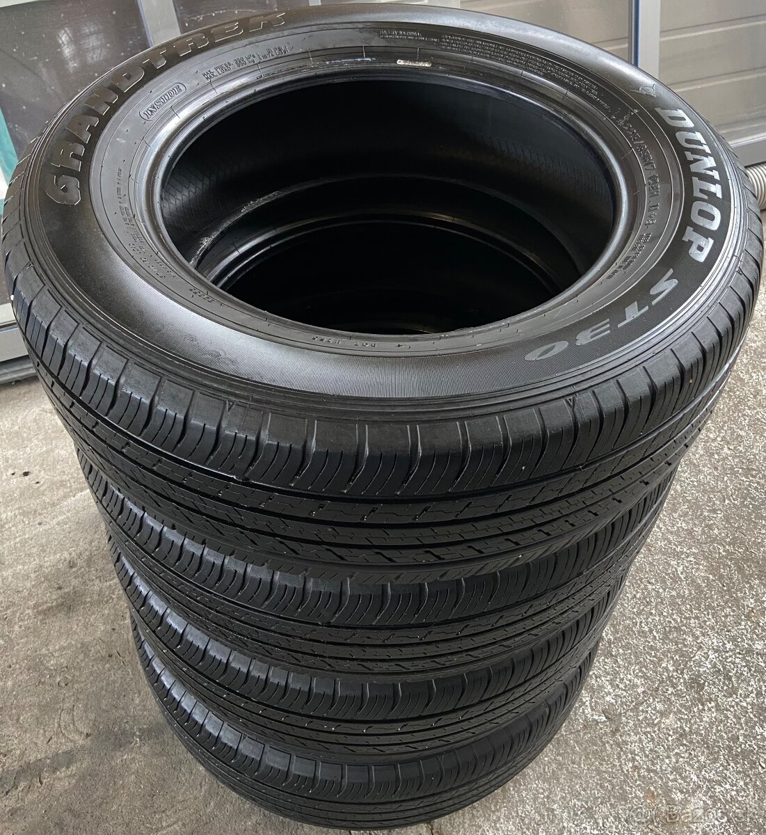 Pneumatiky Dunlop 225/65 r17