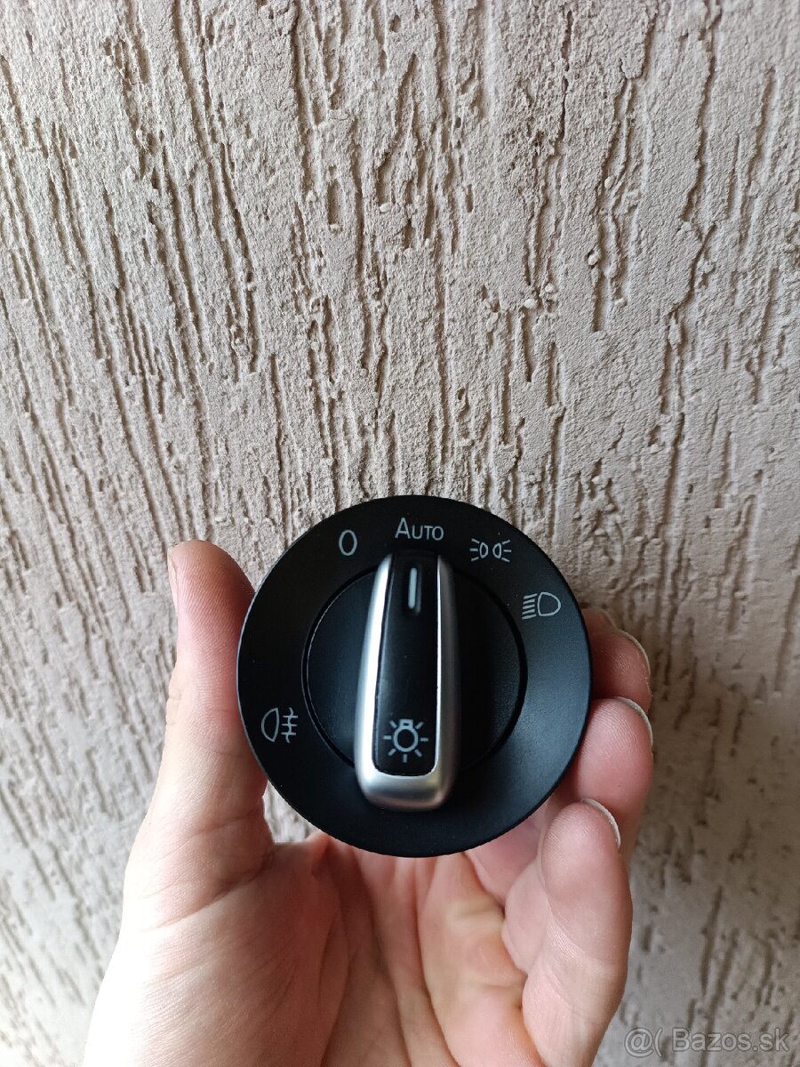 Vypínač svetiel 2.0tdi