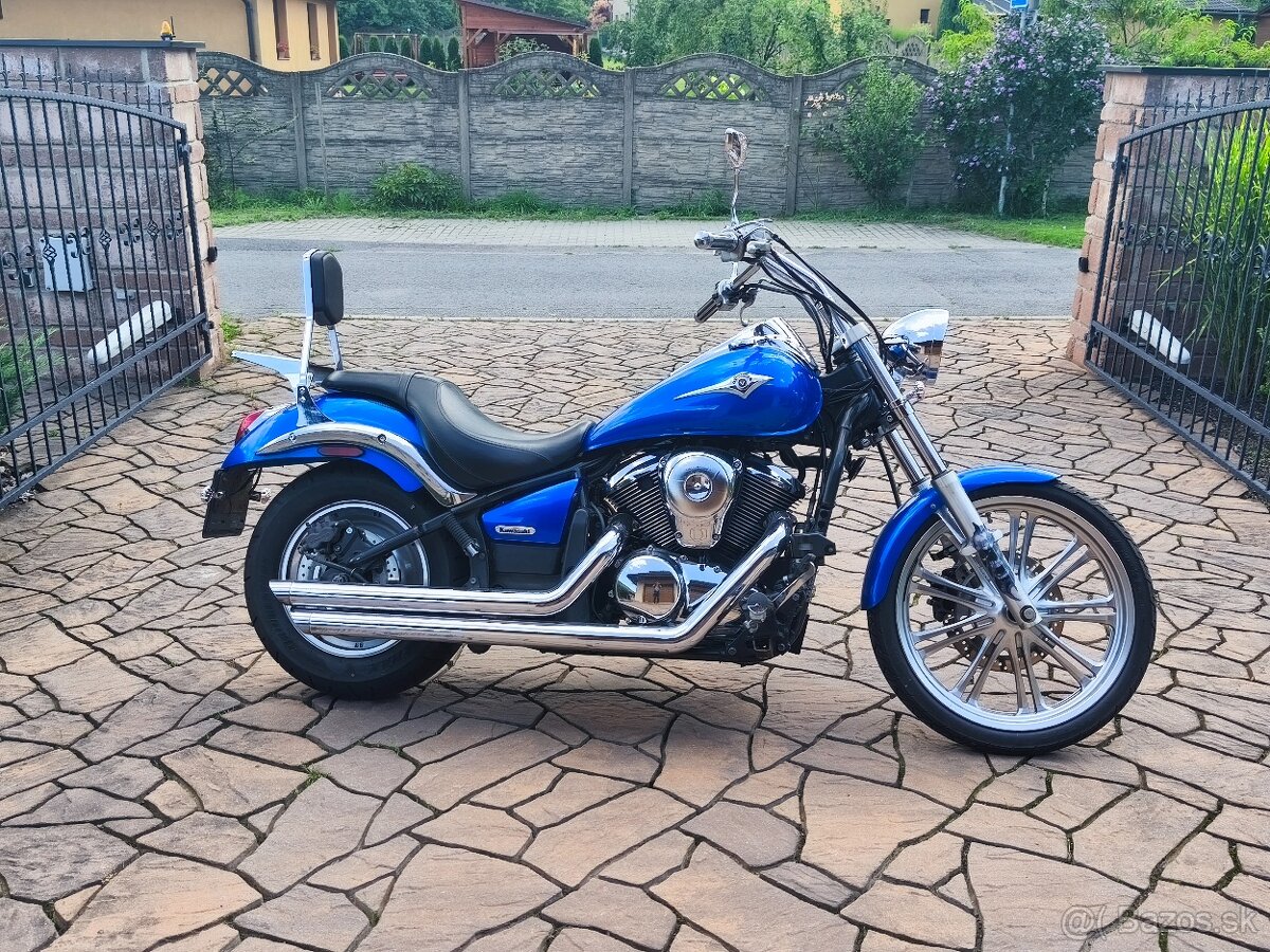 Kawasaki VN 900