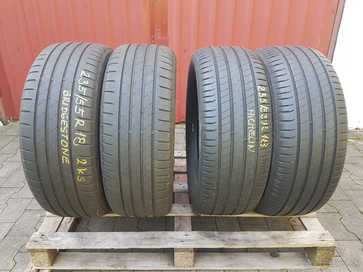 235/55R18 Bridgestone a Michelin