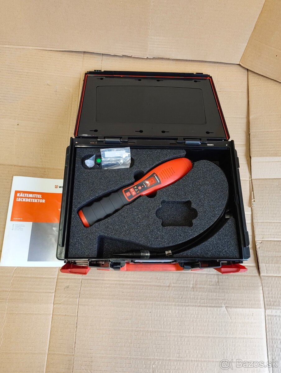 Elektronický prístroj na vyhľadávanie netesností chladiva