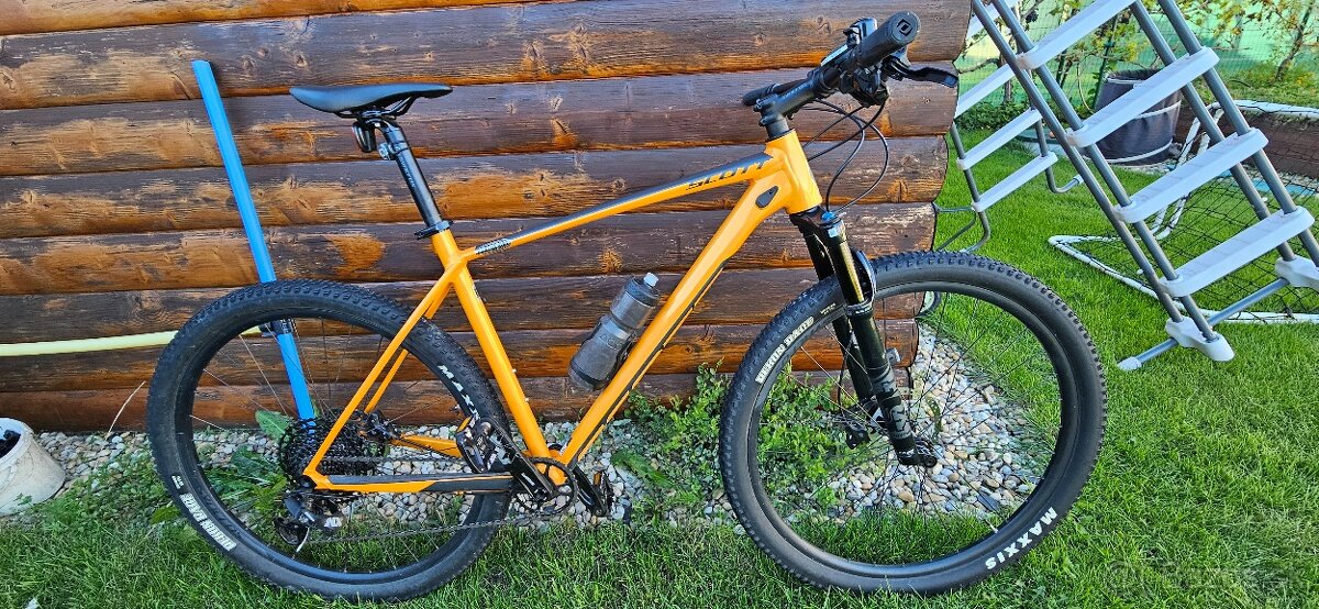 SCOTT SCALE 960 XL