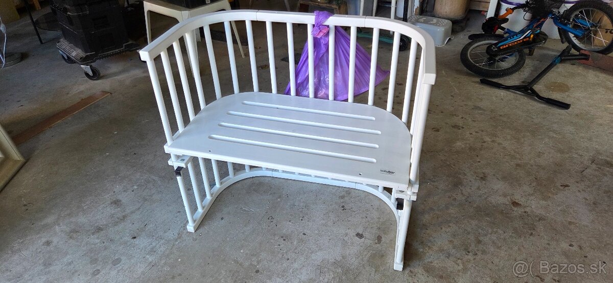 Detsku postielku ku posteli