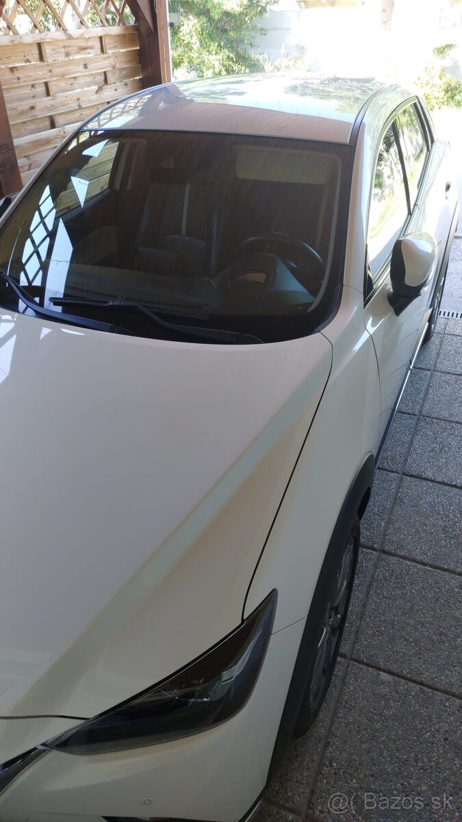 Mazda cx3 biela metalíza