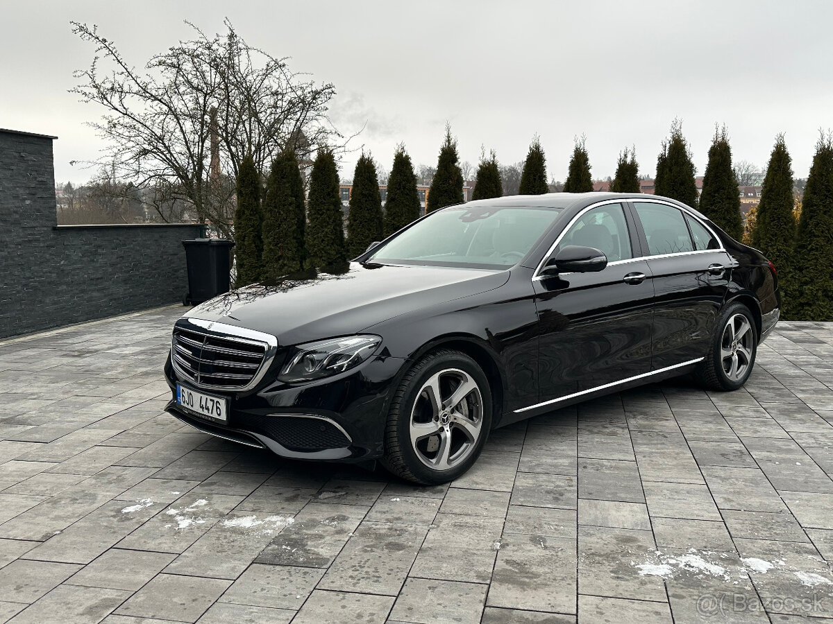 MERCEDES-BENZ E 400 4MATIC AVANTGARDE MĚCHY