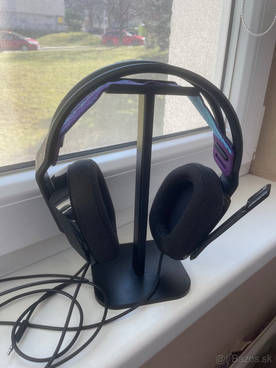 Logitech g335