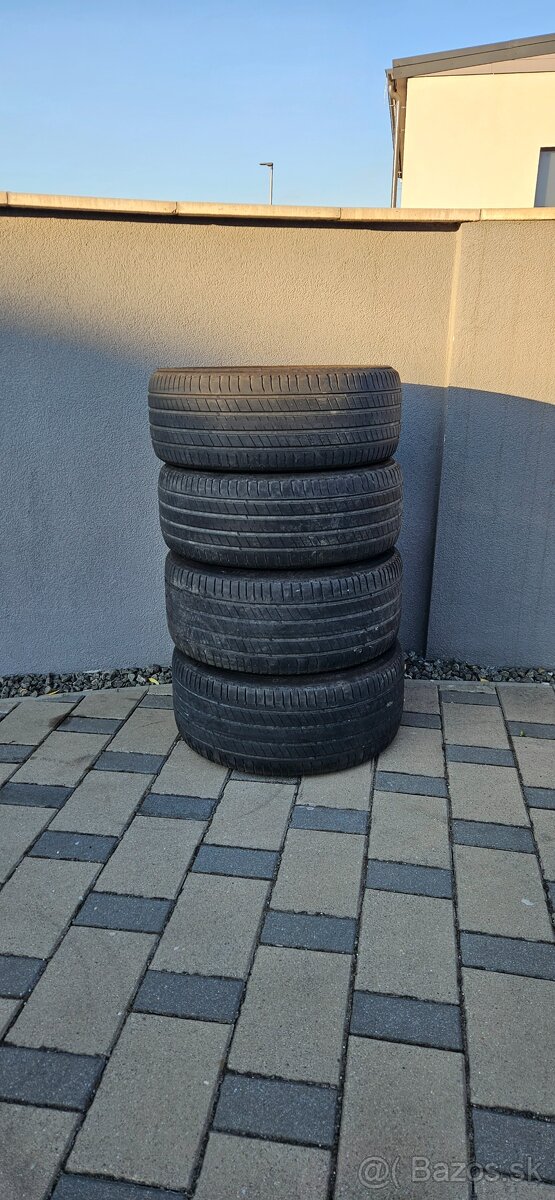 Predám 275/40r20,245/45r20 run flat