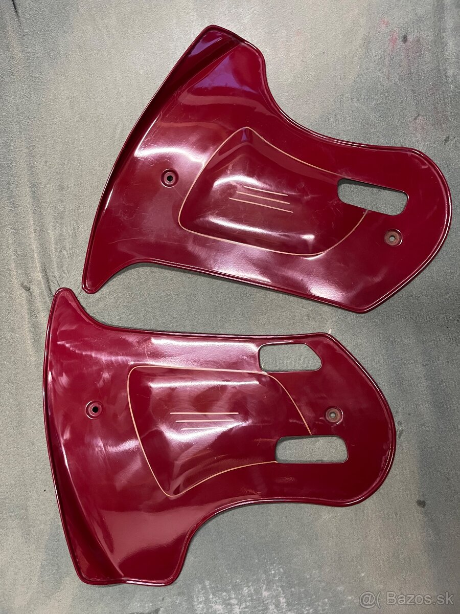 bočné kryty jawa čz 125, 175, 250, 350