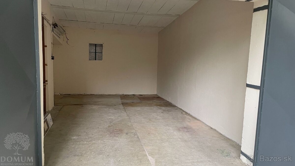 Garáž v Novom Meste n/V - na ul. Kpt. Nálepku, 20m2, elektri