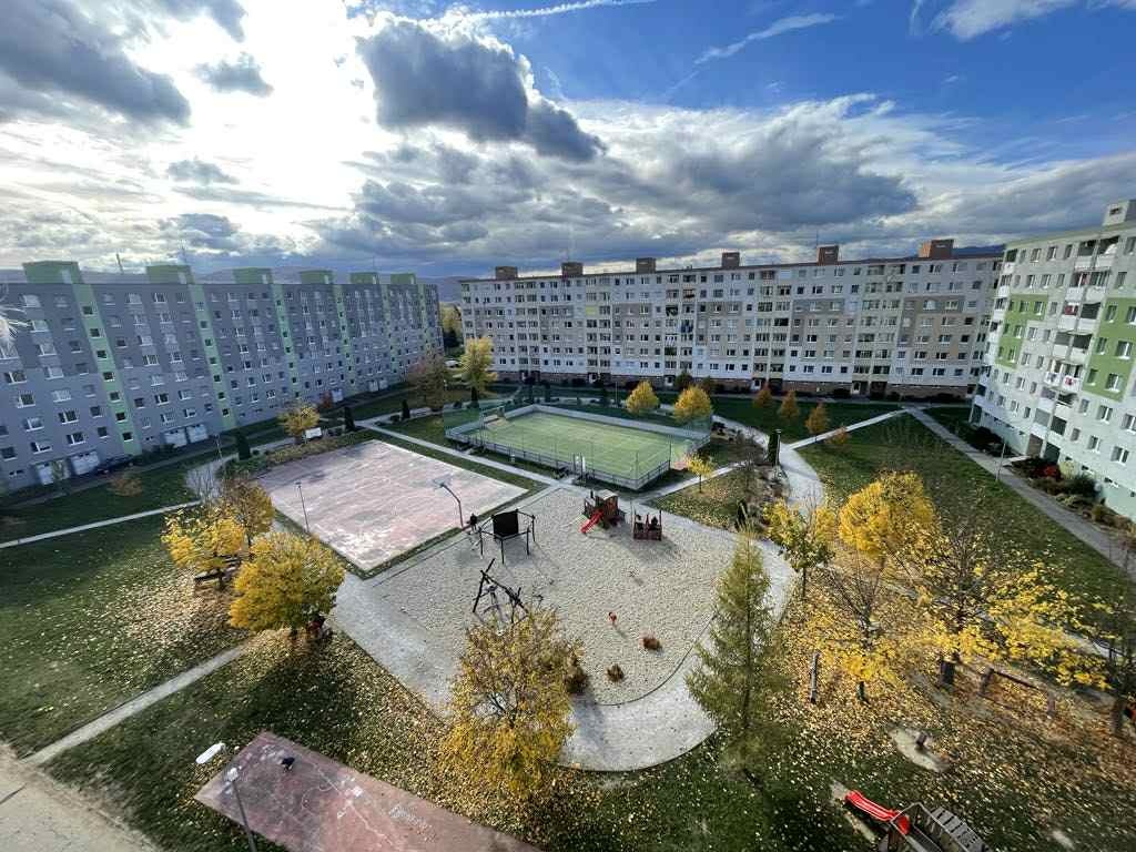 Na prenájom 2 izbový byt v meste Žiar nad Hronom
