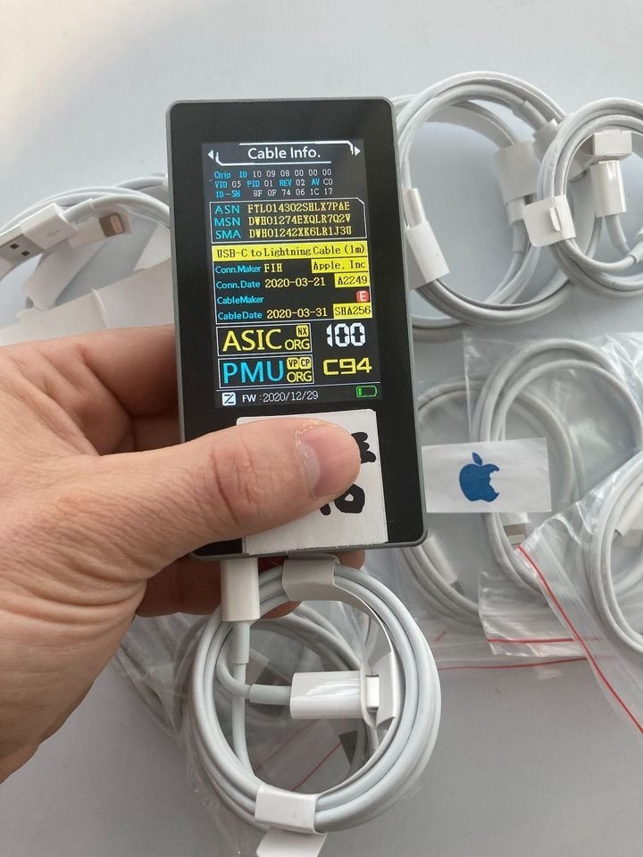 Originál Apple kábel na nabíjanie