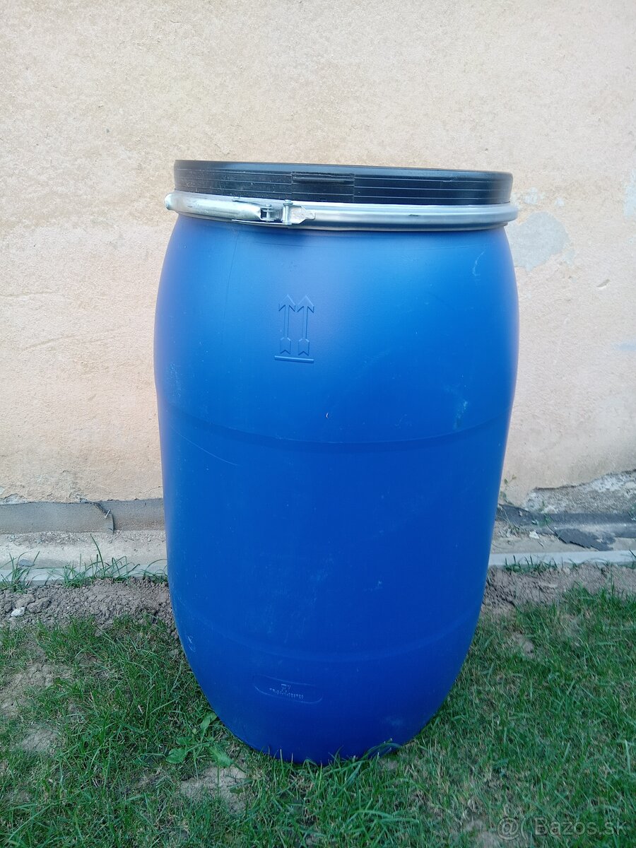 Plastové sudy 55 a 220L potravinárske
