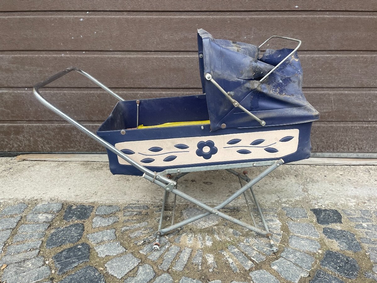 Detský retro kočík pre bábiky