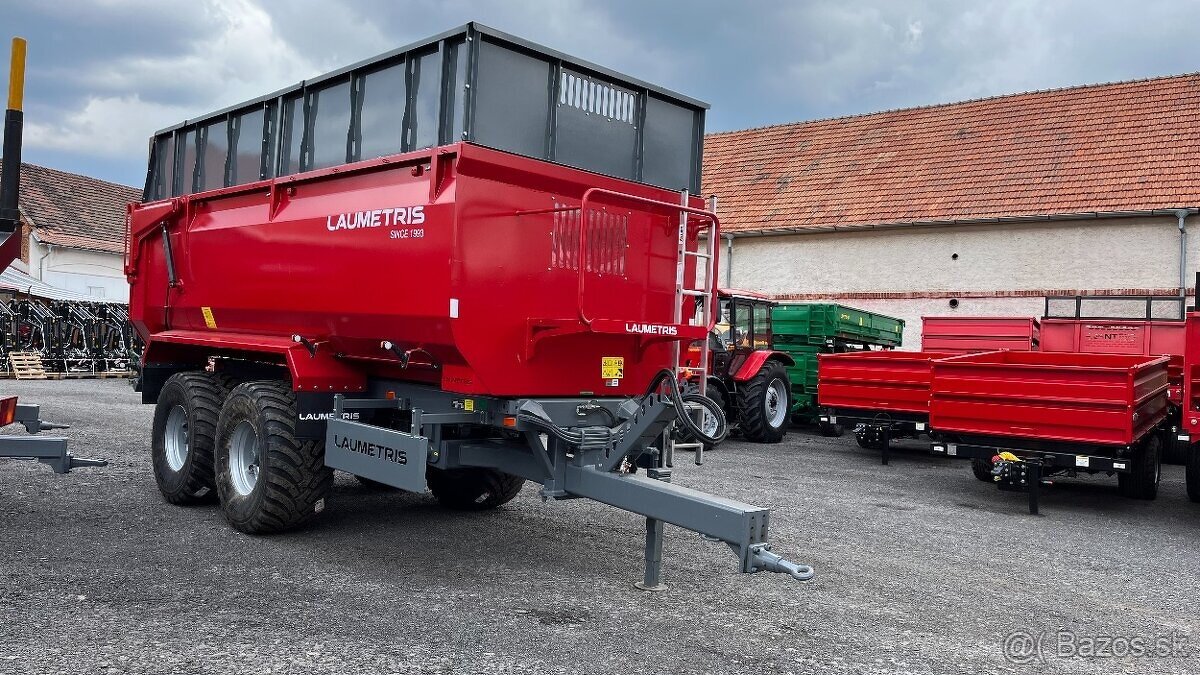TRAKTOROVÝ NÁVĚS LAUMETRIS LITVA
