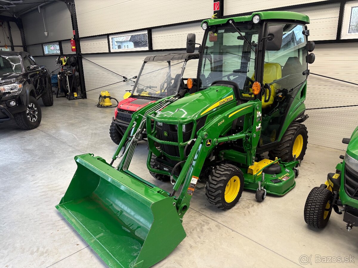 John Deere 1025r