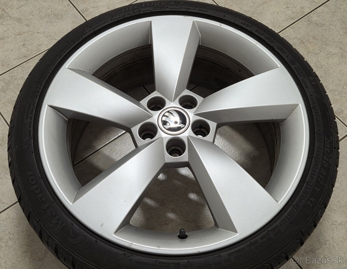 r17 ŠKODA Fabia + pneu