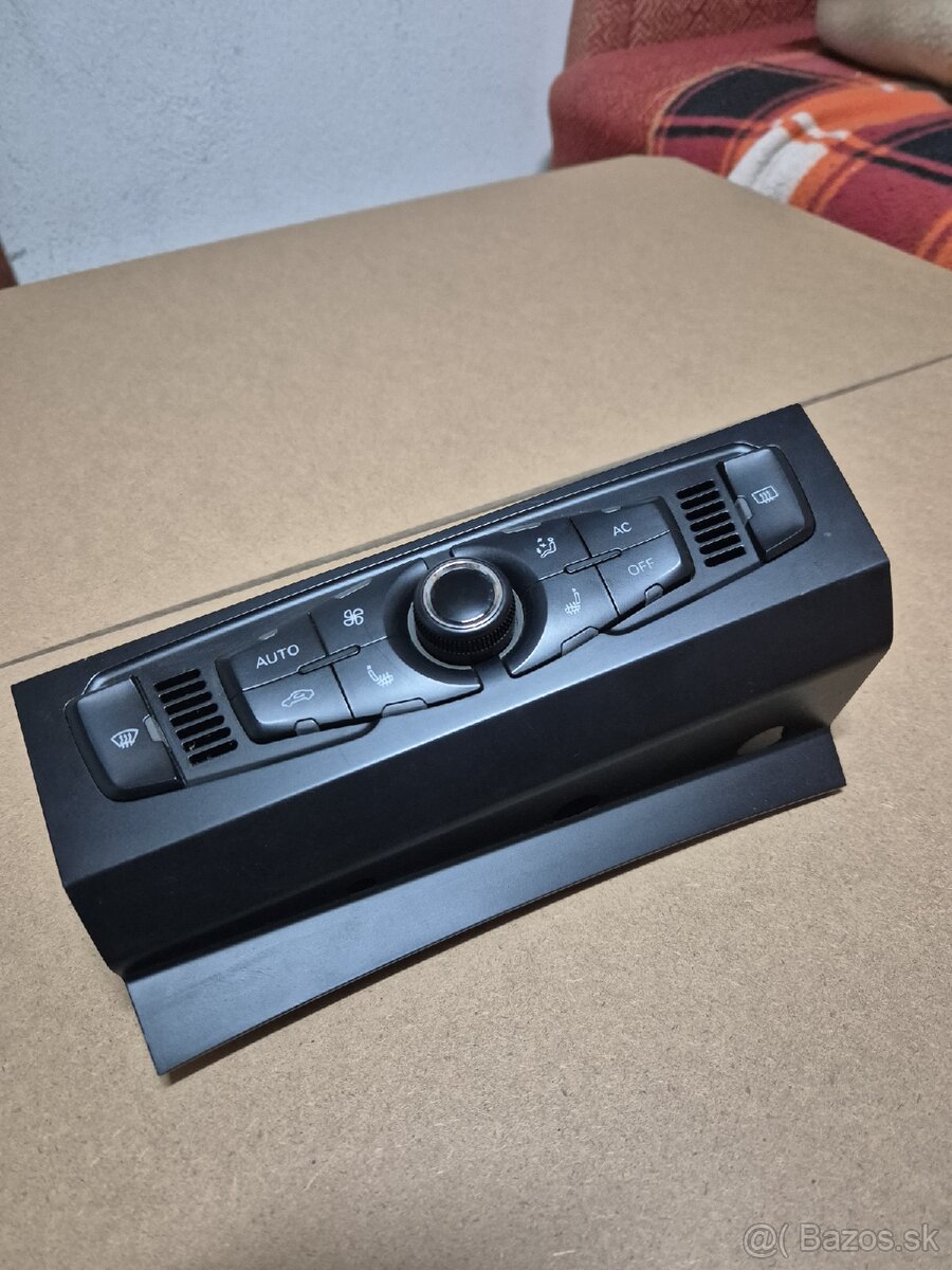 Panel klimatizácie audi a4 b8