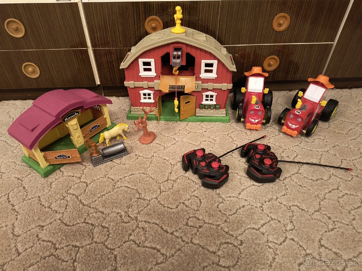 Farma a traktory na diaľkové ovládanie