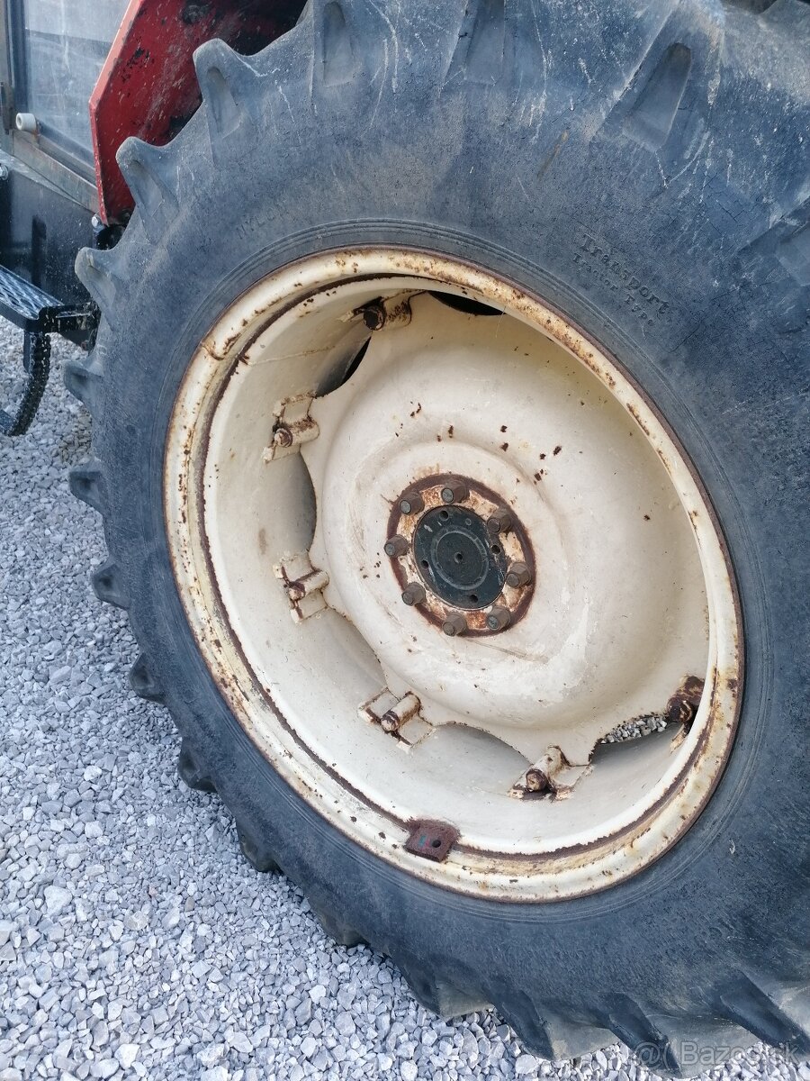 Vymením pneumatiky a disky Zetor