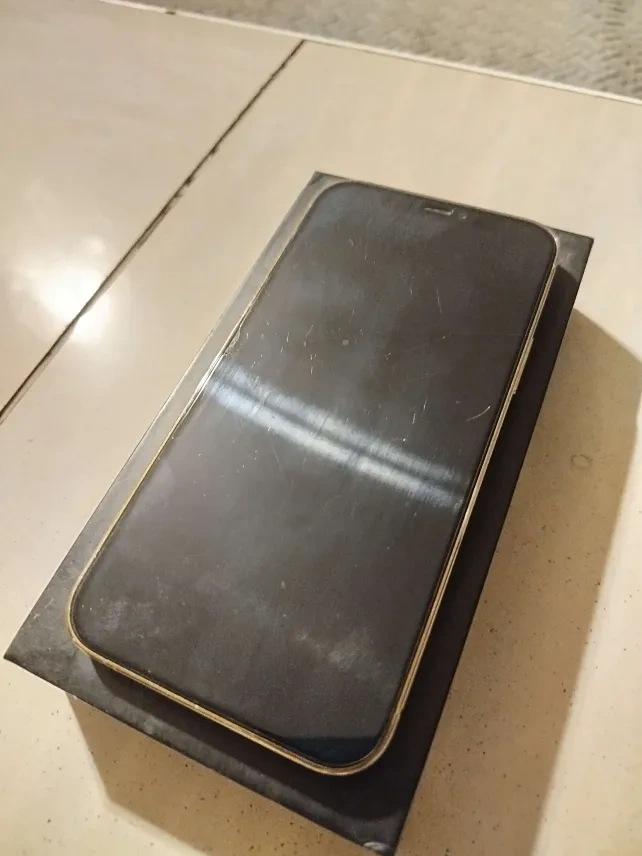 Predám Iphone 12 Pro 128GB